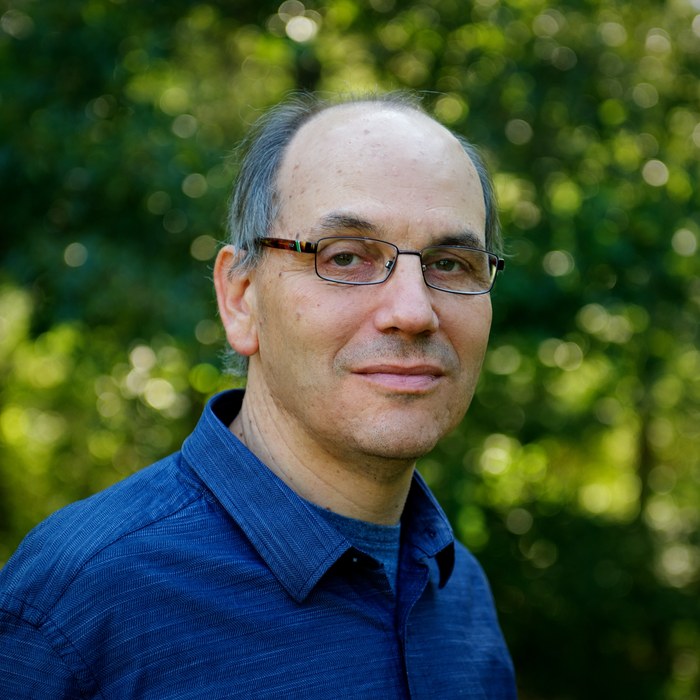 Portret van Dan Booth Cohen